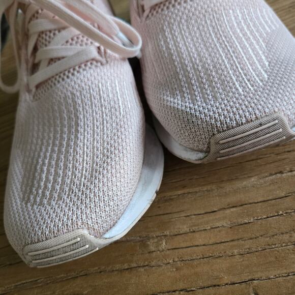 ADIDAS Swift Run 1.0 Sneakers sz 7.5 - Picture 3 of 8